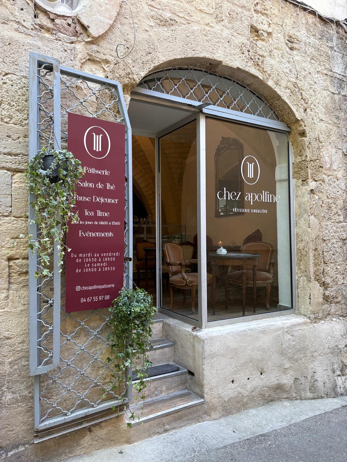 Enseigne Chez Apolline - Montpellier | Création d'identité visuelle pâtisserie